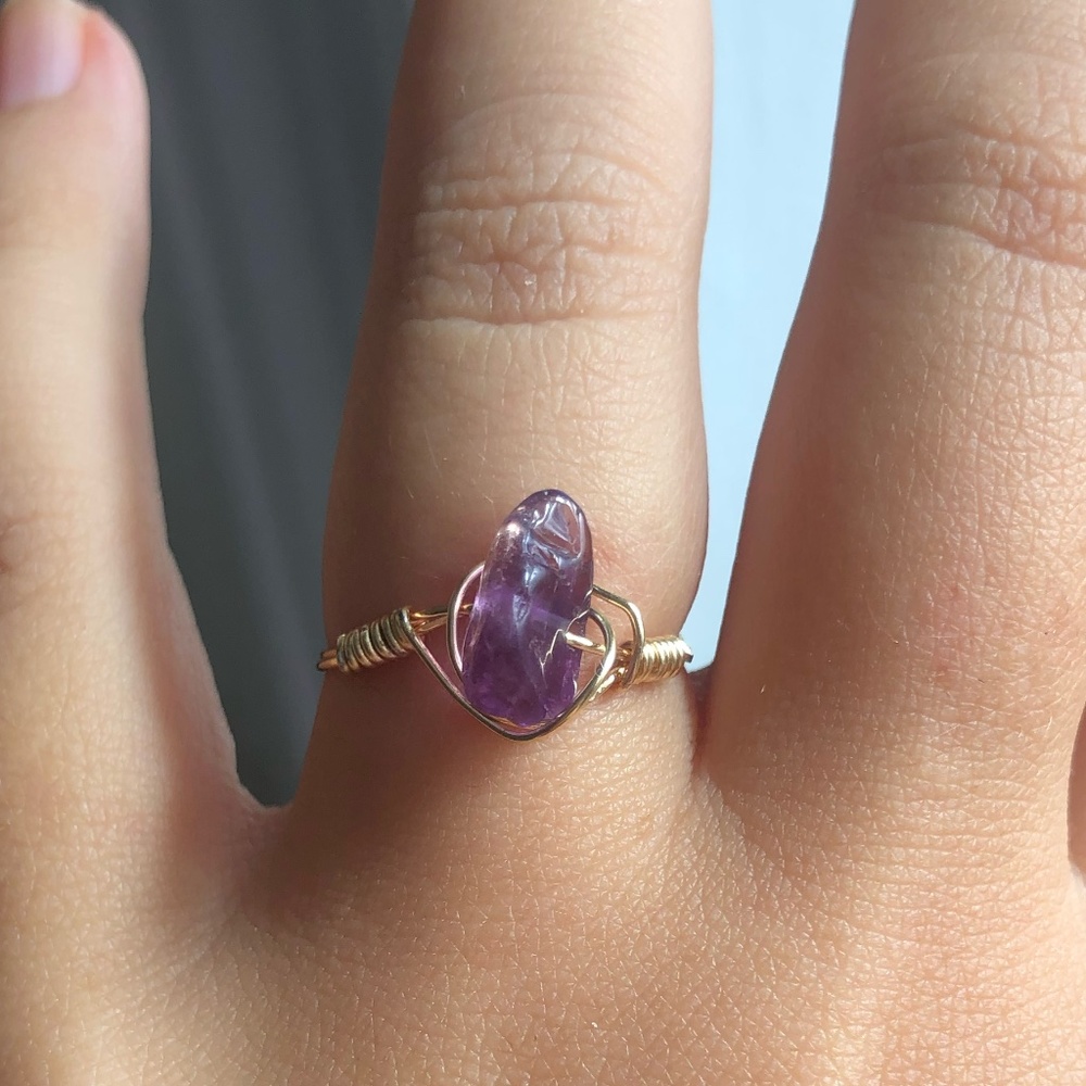 Amethyst Gold Ring - Picture 5 of 5